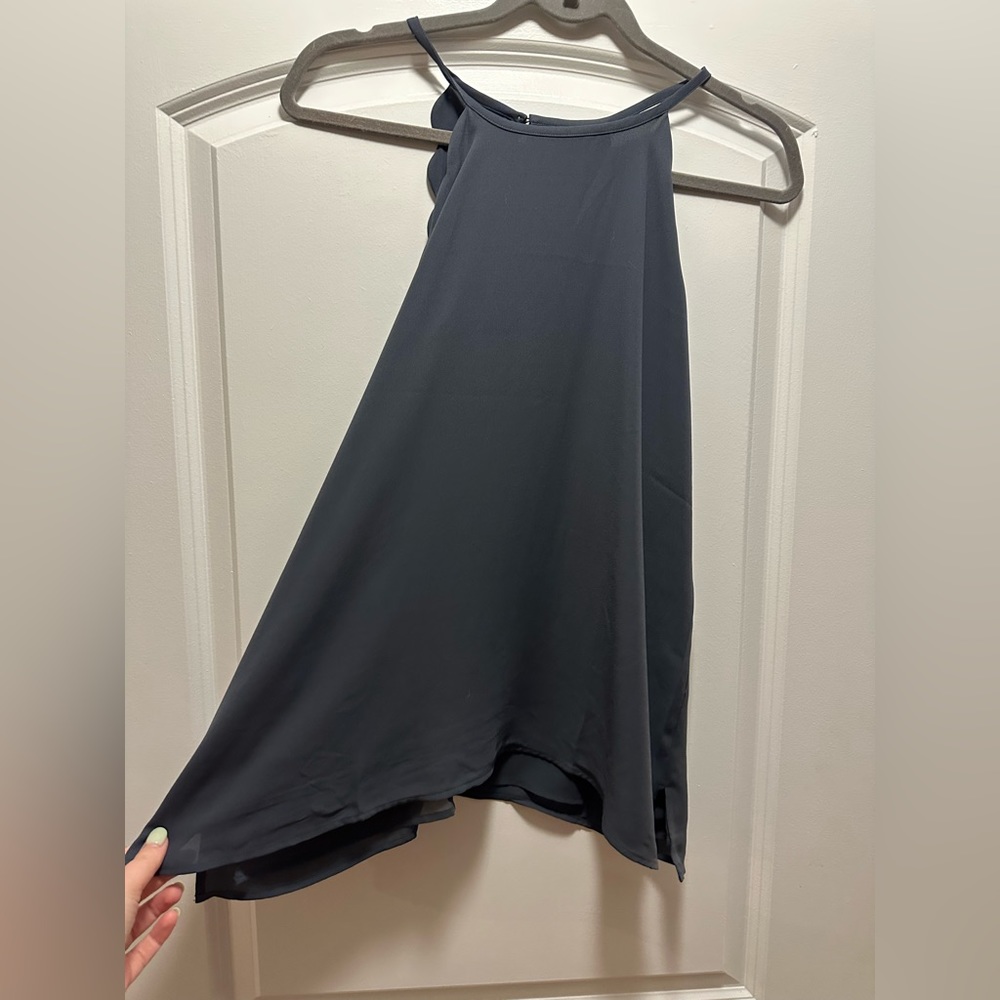 Loft Size M Blue / grey / slate colored top with scallop led detail - Picture 7 of 8